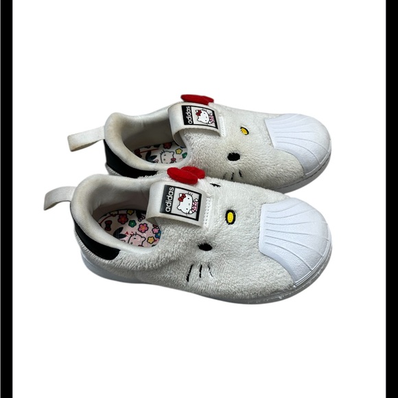 Adidas x Hello Kitty Superstar 360 Kids Shoes Size 10K - Picture 3 of 6